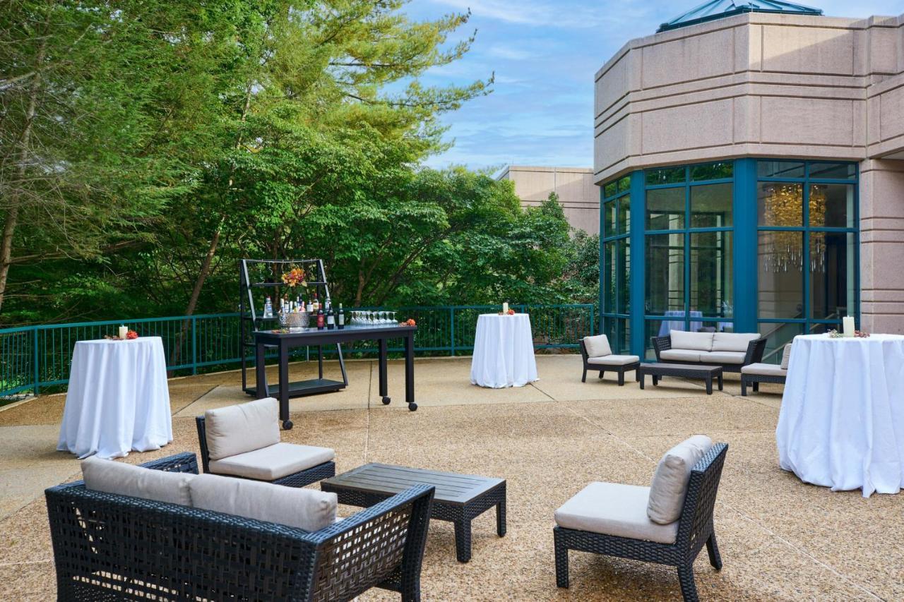 Falls Church Marriott Fairview Park Eksteriør bilde