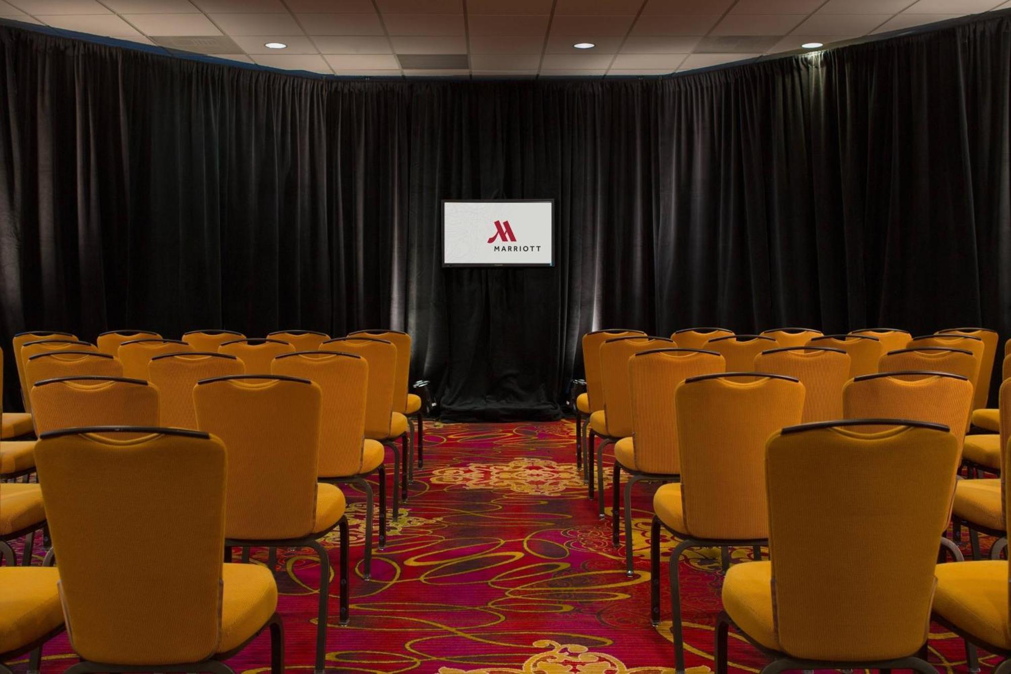 Falls Church Marriott Fairview Park Eksteriør bilde